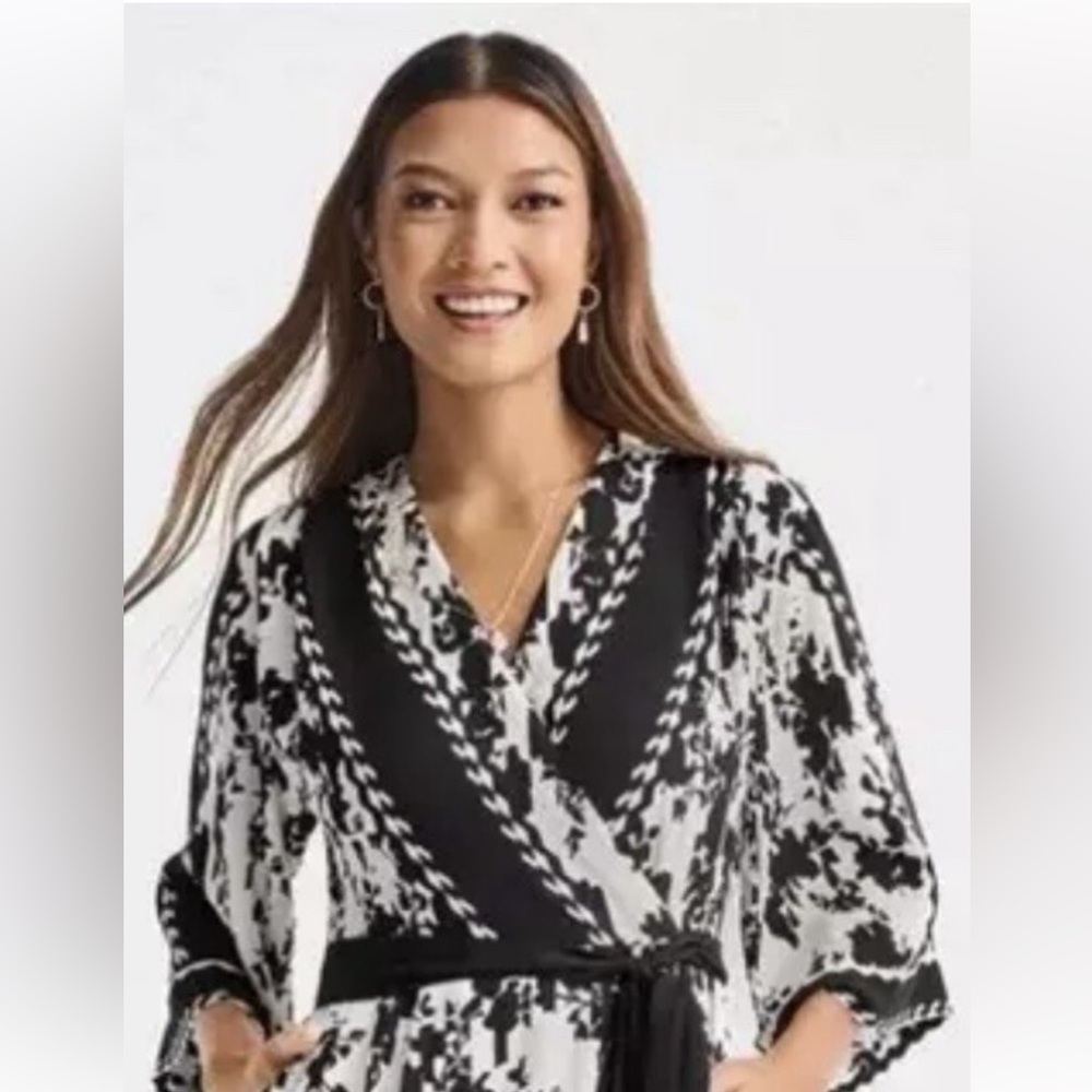 CAbi Black and White Abstract Dress